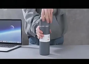 caneca Kit Garrafa Térmica Vacuum Bottle Inox 500ml + 3 Xícaras Bebidas Fria ou Quente