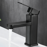 Torneira Banheiro quente e fria com 2 mangueiras de água quente e fria de 60 cm KBH16320 KBH16320-PLA KBH16323-PLA