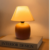 Abajur Luminaria de Ceramica Porcelana Bivolt Com Cupula para Decoração Quarto Escritorio Sala Decoração Infantil